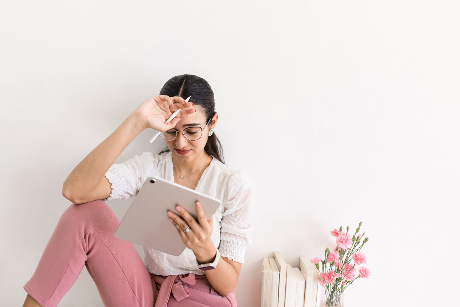 8 Effective Ways to Deal with Emotional Baggage