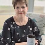 Headshot of bookkeeper and bookkeeper coach Danielle Foxx