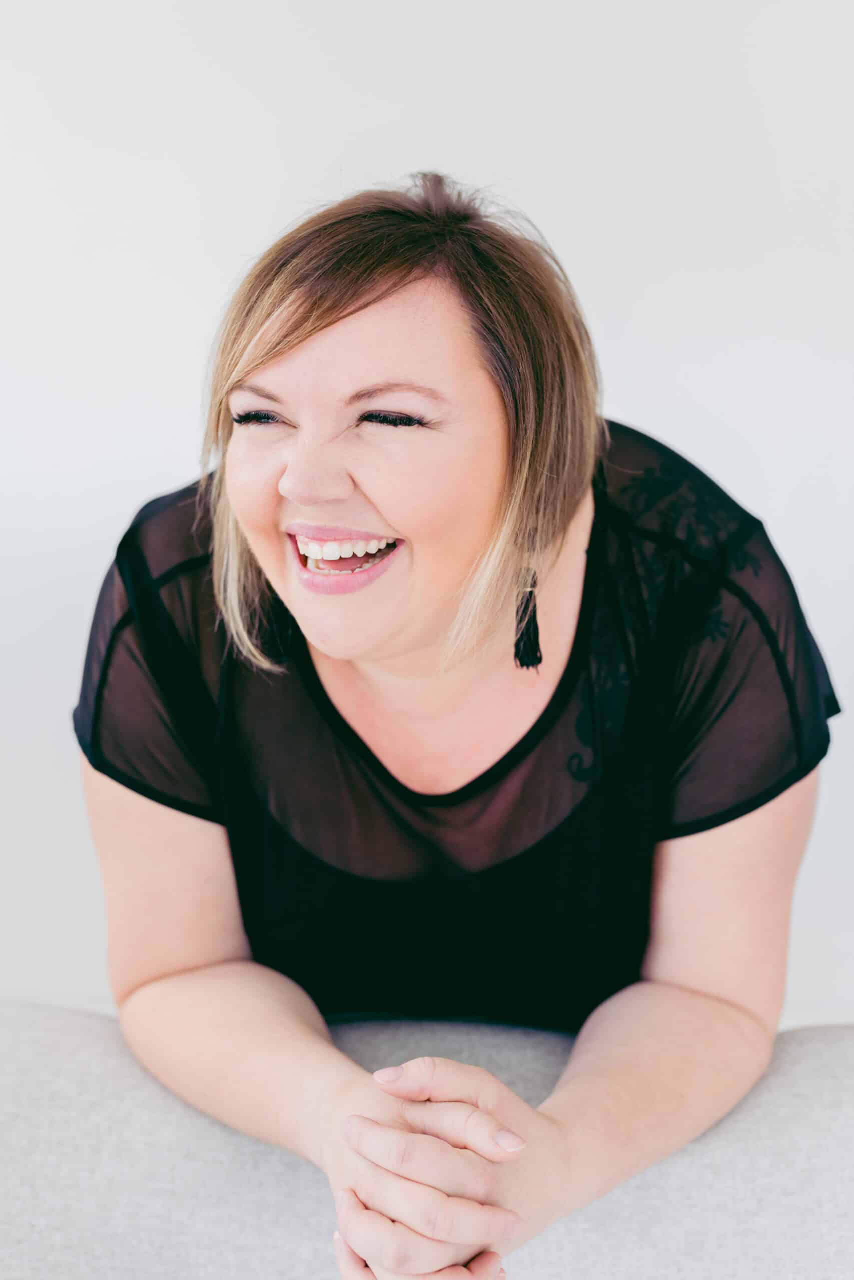 Headshot of online business coach with Virtual Savvy, Abbey Ashley