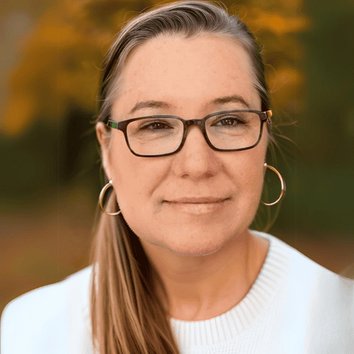 Headshot of systems and organization coach Christy Beard