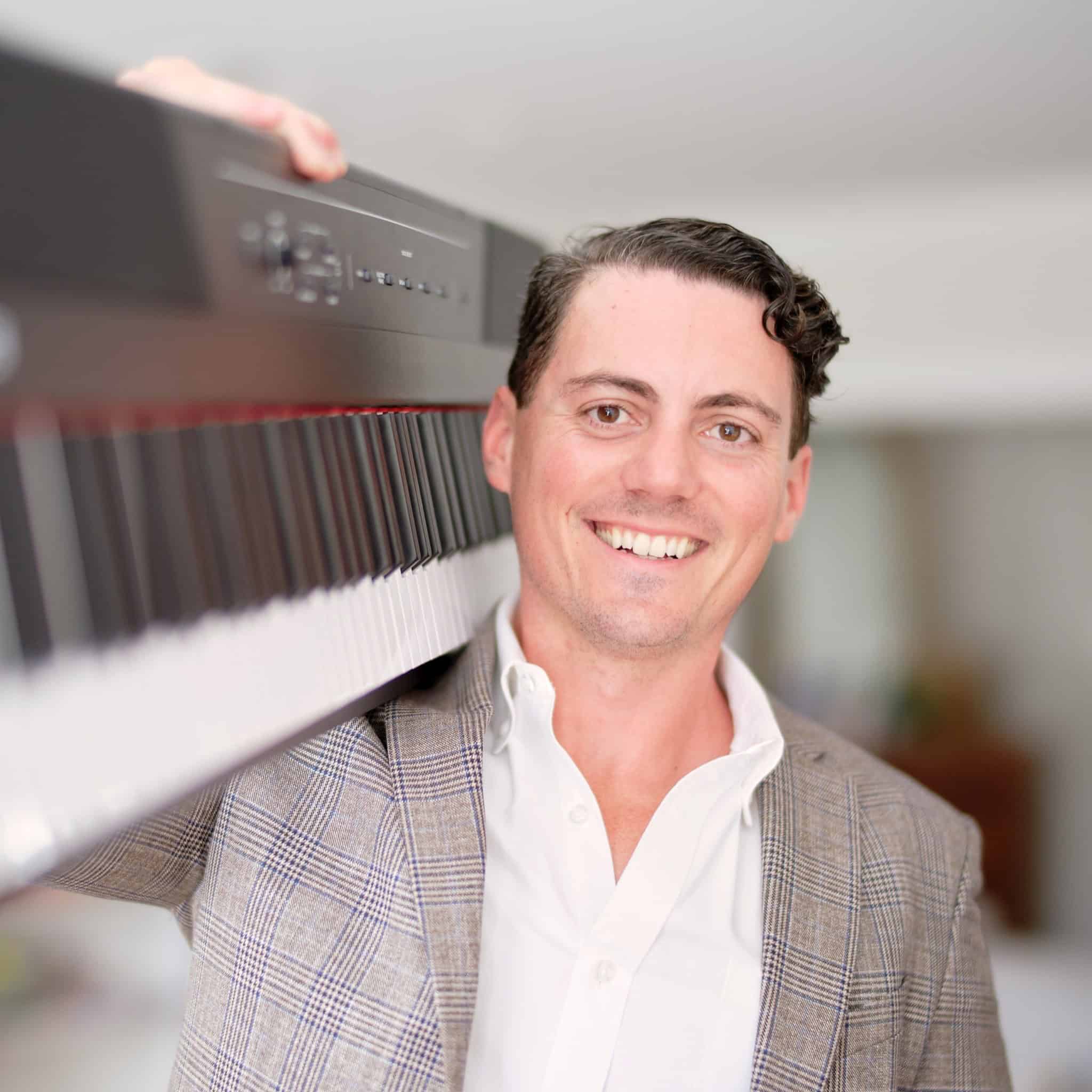 Headshot of course creator and coach Jacques Hopkins